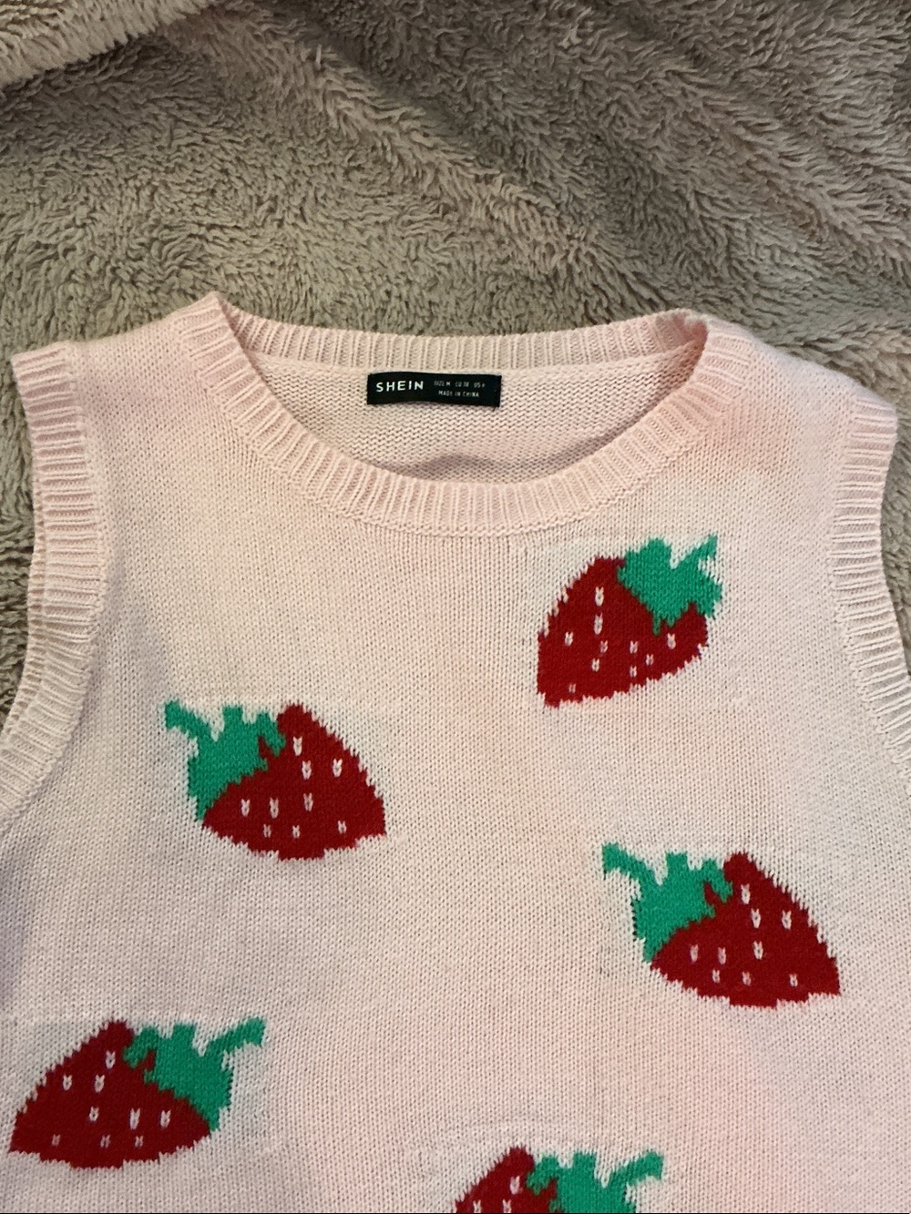 SHEIN Pink Strawberry Knit Tank Top for Kids with Red & Green Accents